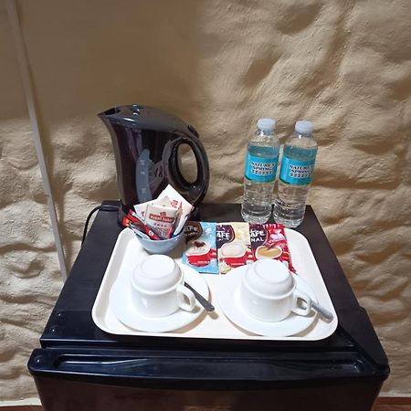 Midnite Inn Panglao Kültér fotó